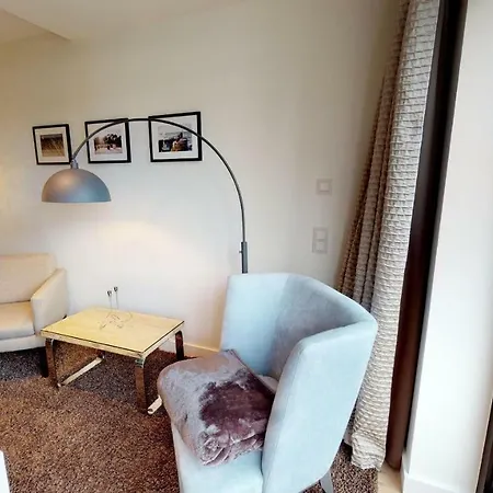 White Pearl 2.14 Lejlighed